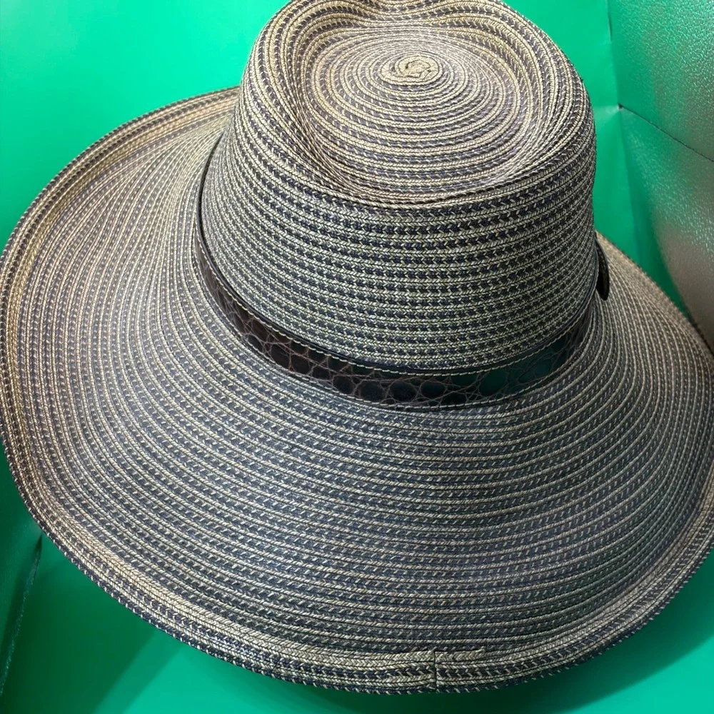 Eric Javits Squishee Sun Hat Packable Brown Woven Straw Faux Croc Band Wide Brim